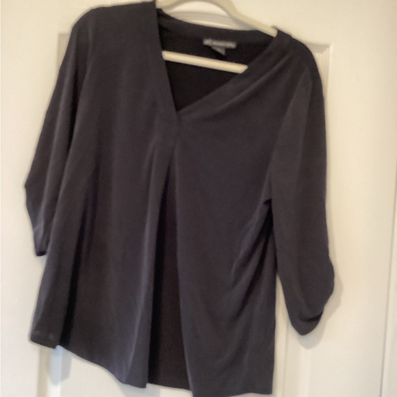 Adrianna Papell Tops - Adrianna Papell Charcoal Blouse size M EUC